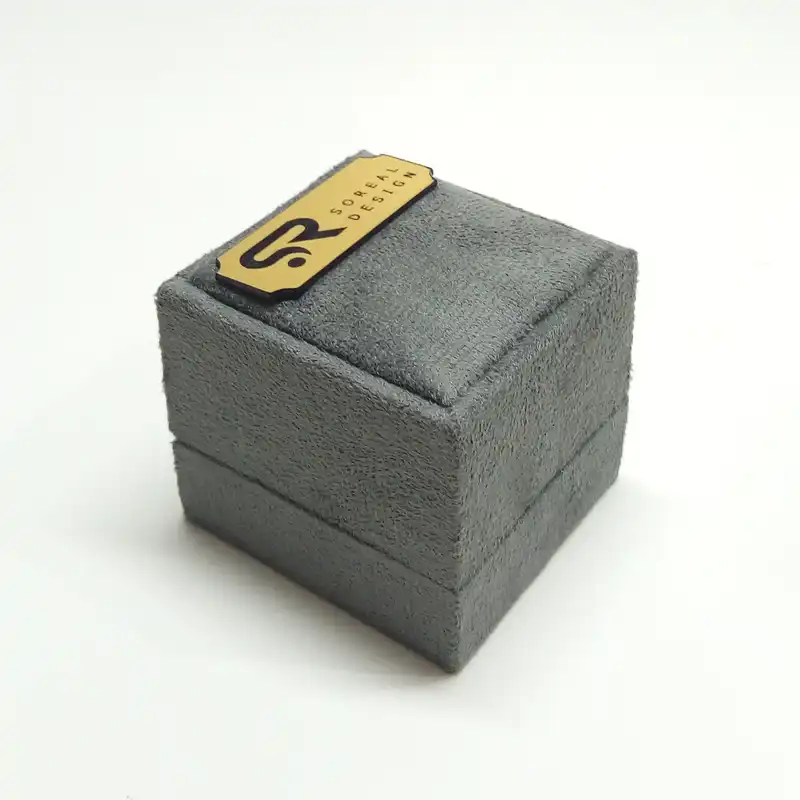 انگشتر سورئال دیزاین مدل Half existence