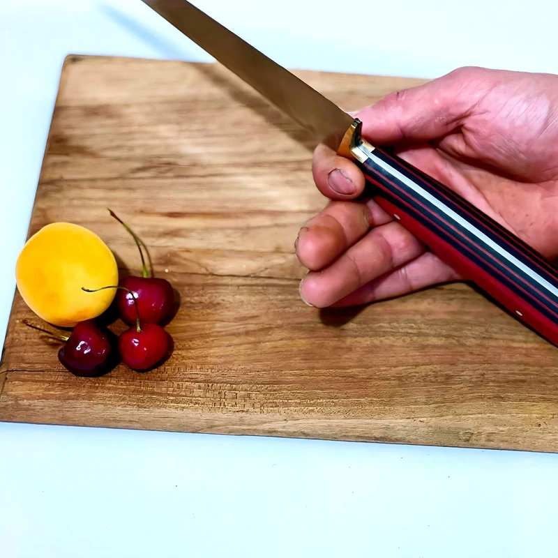 عکس شماره 4 : سرویس چاقوی 6 پارچه فاخر زنجان مدل حرفه ای 001