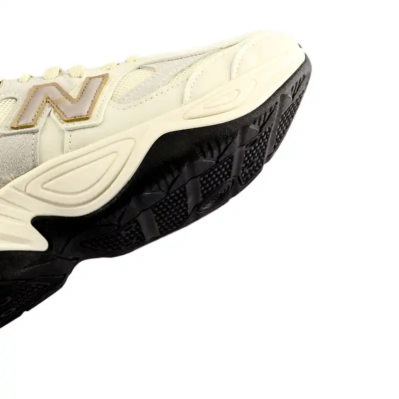 کفش پیاده روی زنانه مدل 5610 کد 27