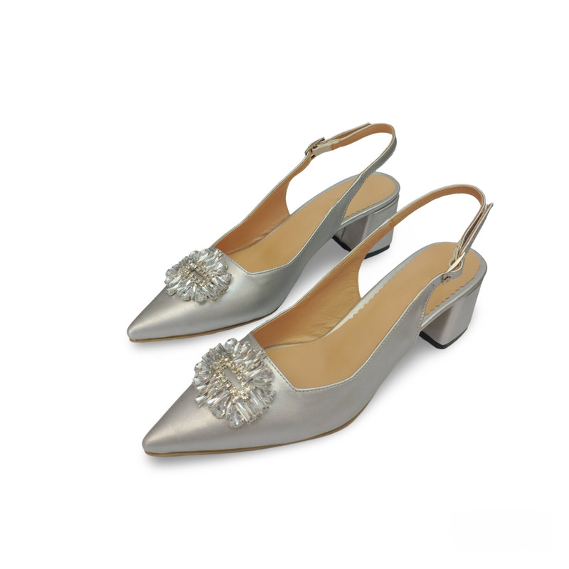 کفش زنانه مدل NSP5 نگینی رنگ نقره‌ای