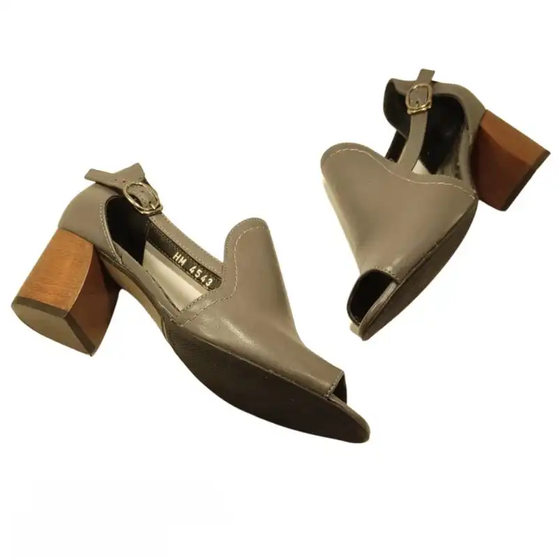 صندل زنانه مدل چرم طبیعی کد 632.1