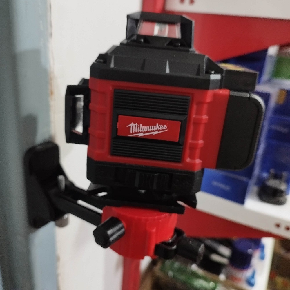 تراز لیزری میلواکی مدل نور سبز ترکیبی 16لاین