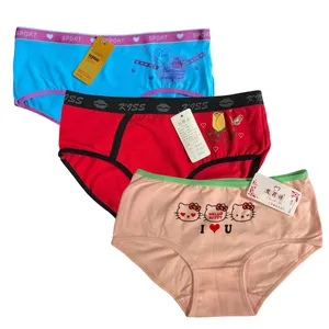 شورت زنانه مدل 23627 بسته 3 عددی