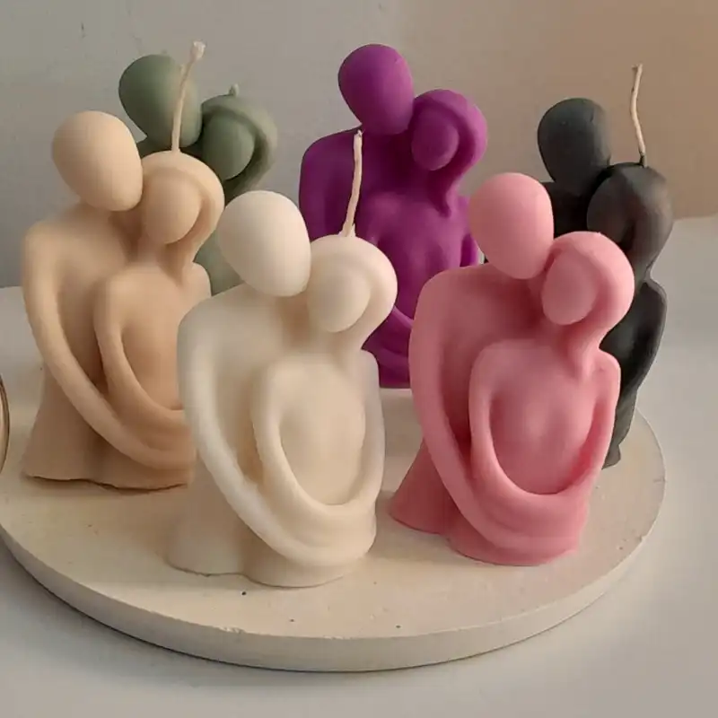 شمع دست ساز مدل آغوش بسته 3 عددی