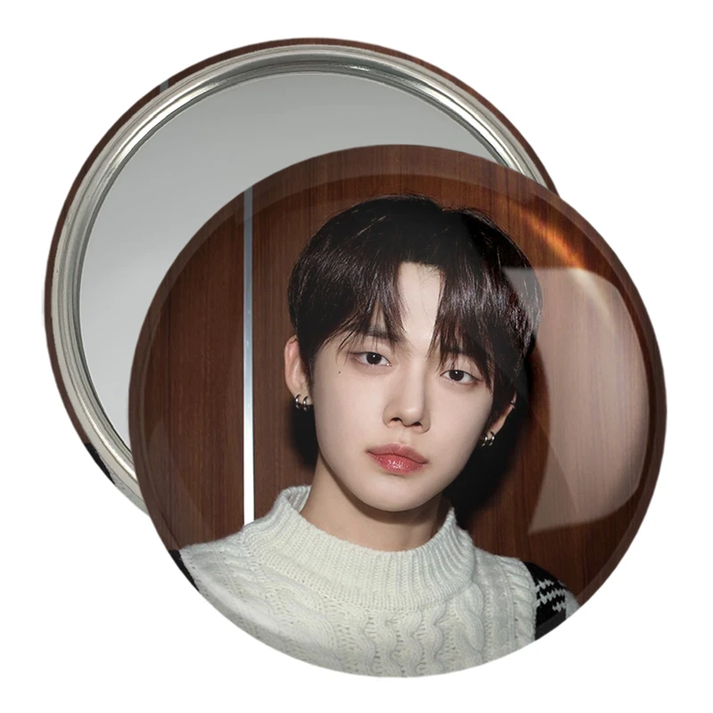 آینه جیبی خندالو مدل یونجون گروه تی اکس تی TXT  کد 19989