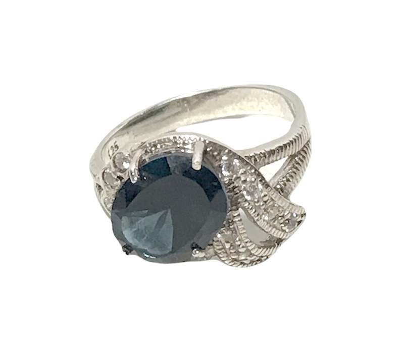 انگشتر نقره زنانه مدل توپاز