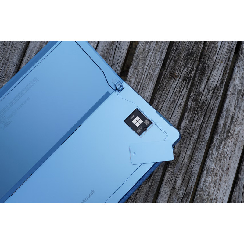 تبلت 13 اینچی مایکروسافت مدل Surface Pro 11-Snapdragon X Plus LCD ظرفیت 512 گیگابایت و رم 16 گیگابایت به همراه کیبورد Surface Pro Copilot و قلم Slim Pen 2