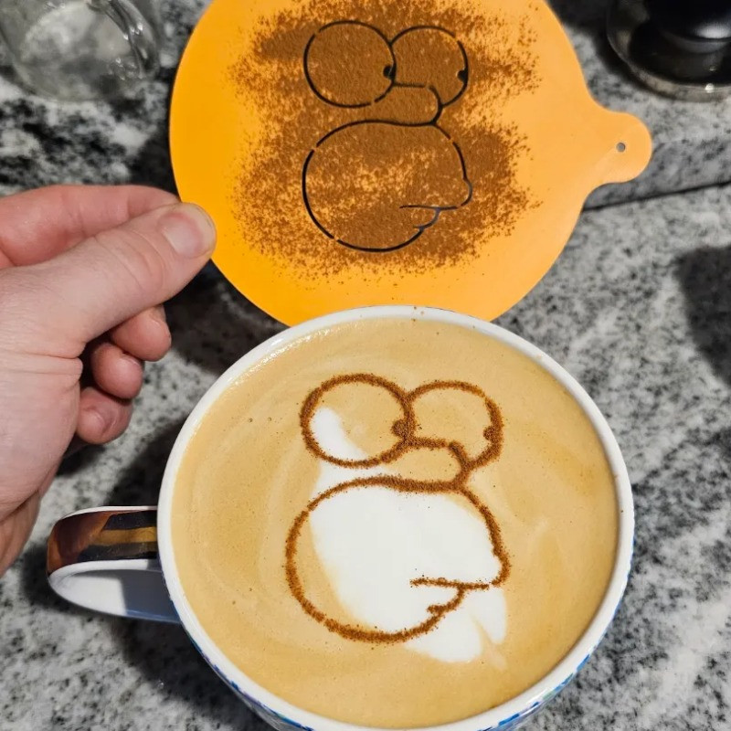 شابلون تزیین قهوه مدل Simpson شابلون تزیین قهوه مدل Simpson