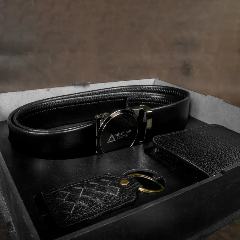 ست هدیه چرم آراهمراه مدل ASET48