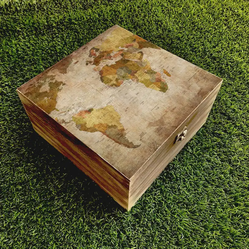جعبه هدیه مدل آنتیک طرح نقشه جهان کد WB102