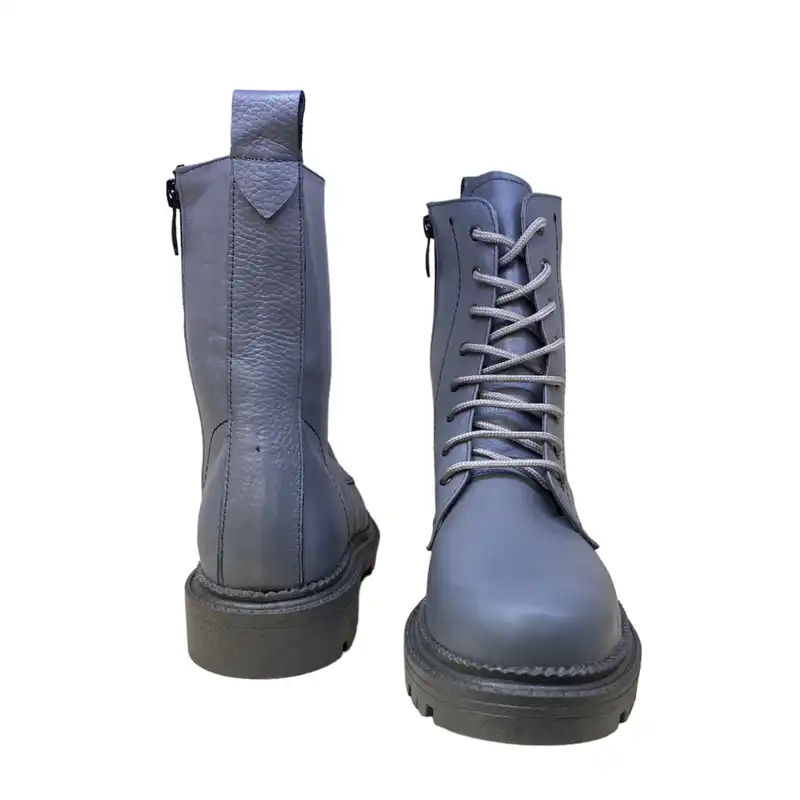 نیم بوت زنانه مدل سربازی سافتی چرم طبیعی رنگ طوسی