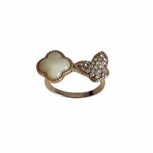 انگشتر زنانه مدل گل و پروانه 3