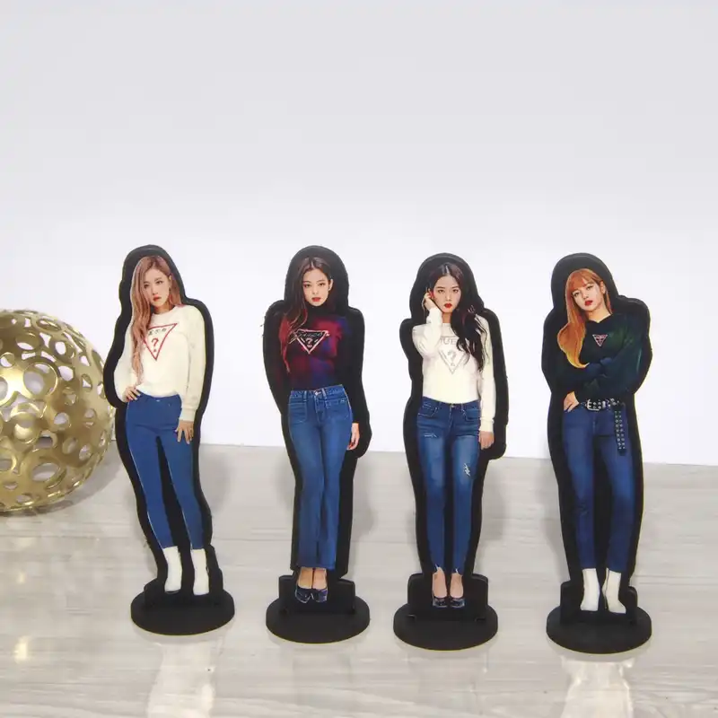 استند رومیزی تزیینی طرح بلک پینک مجموعه 4 عددی