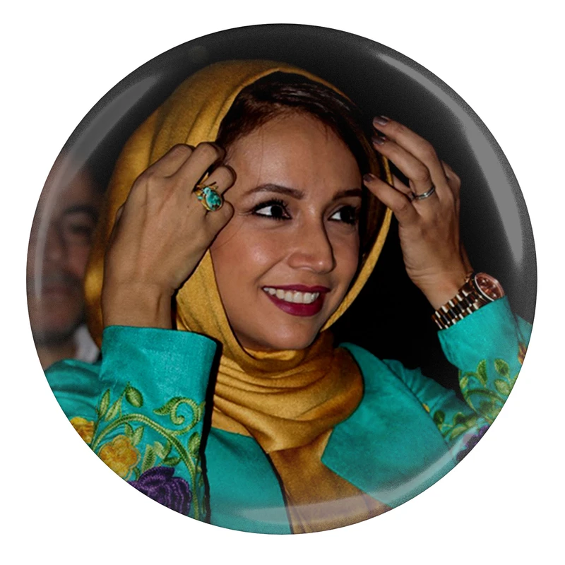 مگنت طرح شبنم قلی خانی مدل S8583 