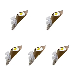 شمع مدل بابونه طرح قیف بسته ۵ عددی