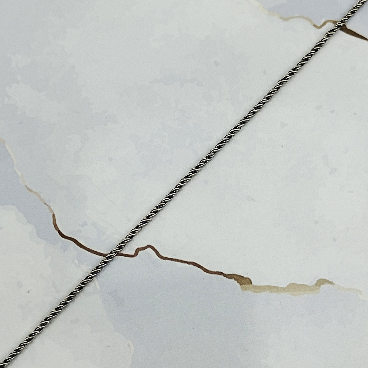 زنجیر نقره سلین کالا مدل سیاه قلم تابیده کد T43-G2.8