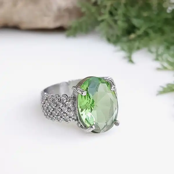 انگشتر زنانه مدل نگین دار کد JW565