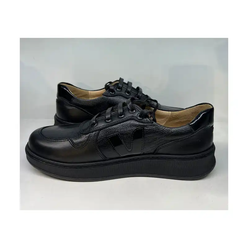 کفش روزمره زنانه سرزمین چرم کد 141743 رنگ مشکی