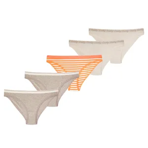 شورت زنانه اسمارا مدل Par2694 مجموعه 5 عددی