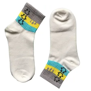 جوراب ساق کوتاه دخترانه دکتر جوراب مدل پنبه کشی کد 729-3