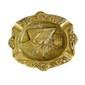زیرسیگاری مدل ZR02