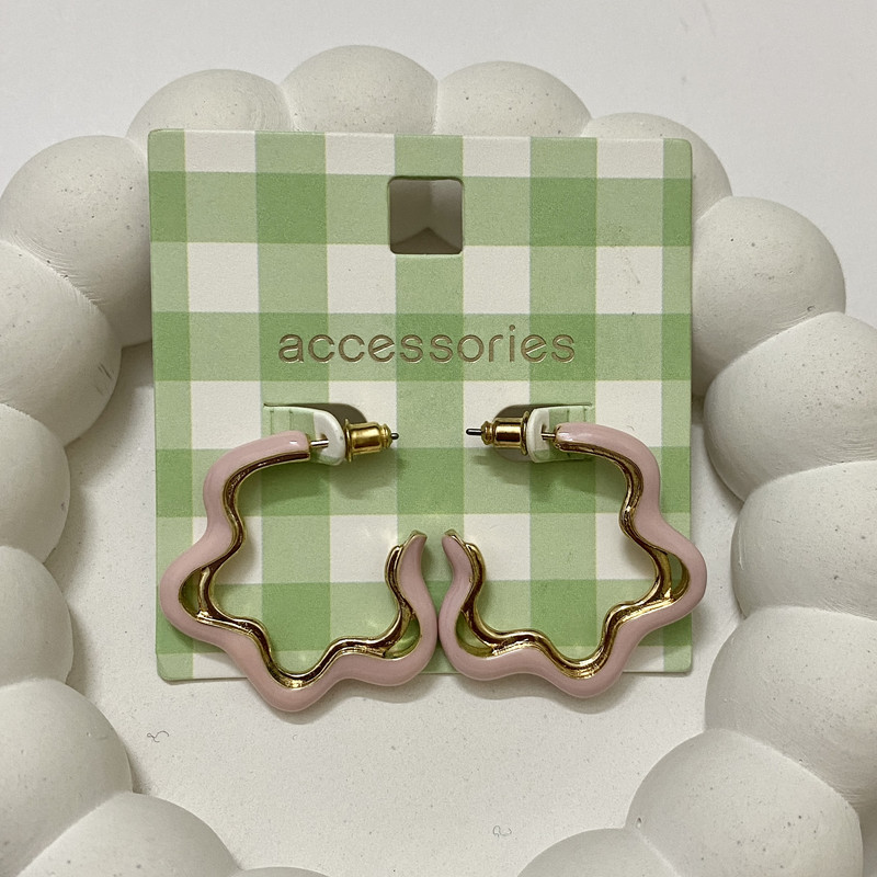 گوشواره زنانه اکسسورایز مدل گل دفرمه