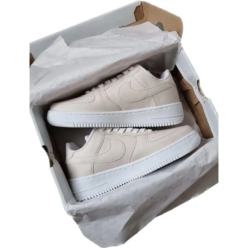 کفش راحتی مدل ایرفورس رنگ کرم