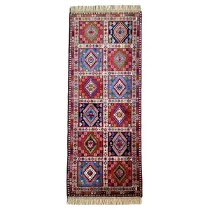 فرش دستباف کناره طول دو متری مدل یلمه قشقایی کد 1136