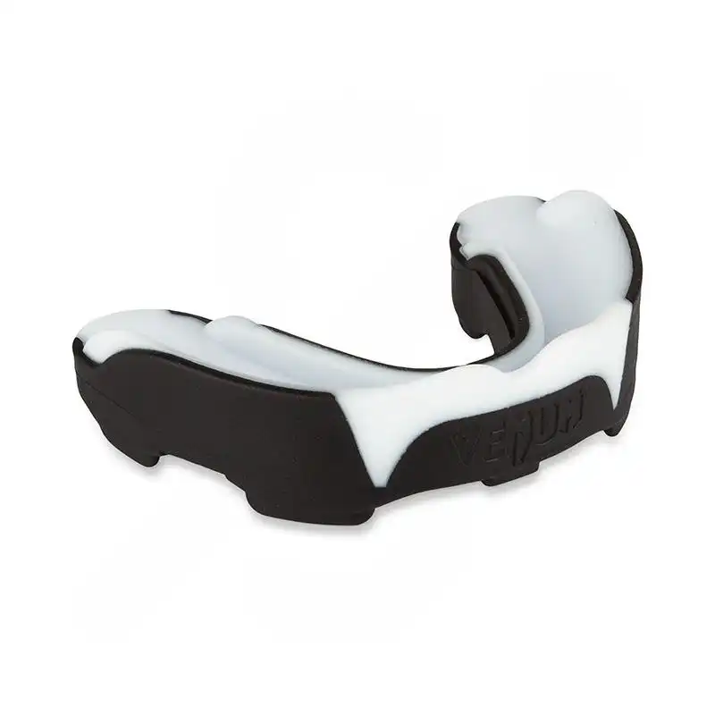 محافظ لثه مدل ISPS Venum