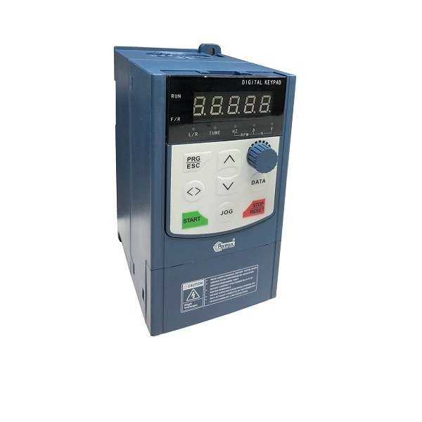 اینورتر تک فاز پنتاکس مدل DSI-200-2K2G1 ظرفیت 2.2 کیلو وات