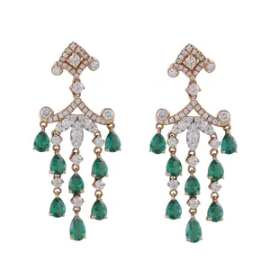 گوشواره طلا 18 عیار زنانه جواهری گاندی مدل 30313