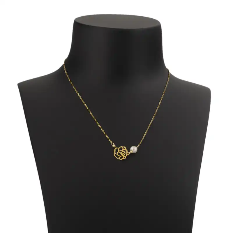 گردنبند طلا 18 عیار زنانه مدل گل