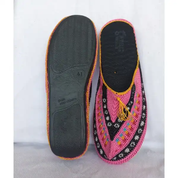 گیوه زنانه مدل رو فرشی