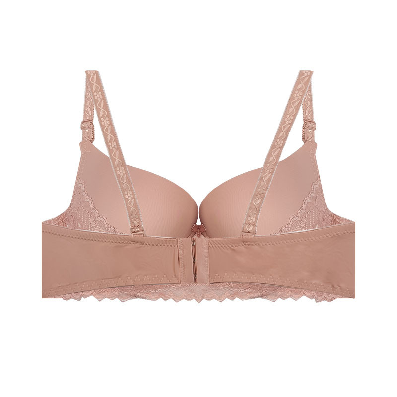 سوتین زنانه مدل اسفنجی دکلته جکدار طرح گیپور کد BK1246