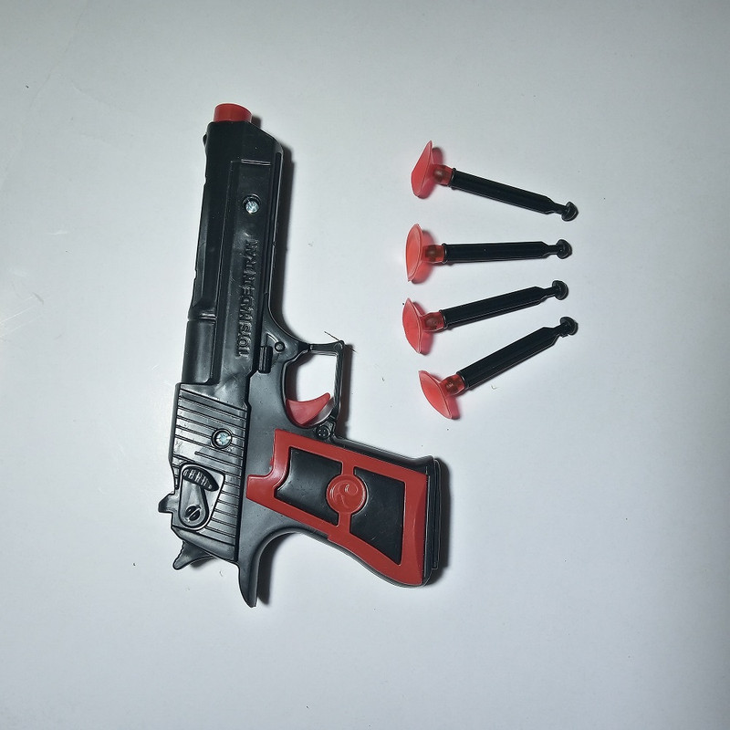 تفنگ بازی مدل پرتابی چسبونکی کد DBS_10759