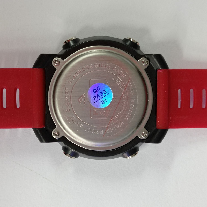 ساعت مچی دیجیتال مردانه پیائوما مدل E40