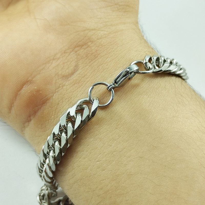 دستبند سلین کالا مدل اسپرت طرح استیل COD-5