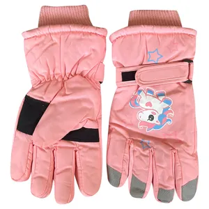 دستکش بچگانه مدل برف بازی کد 16