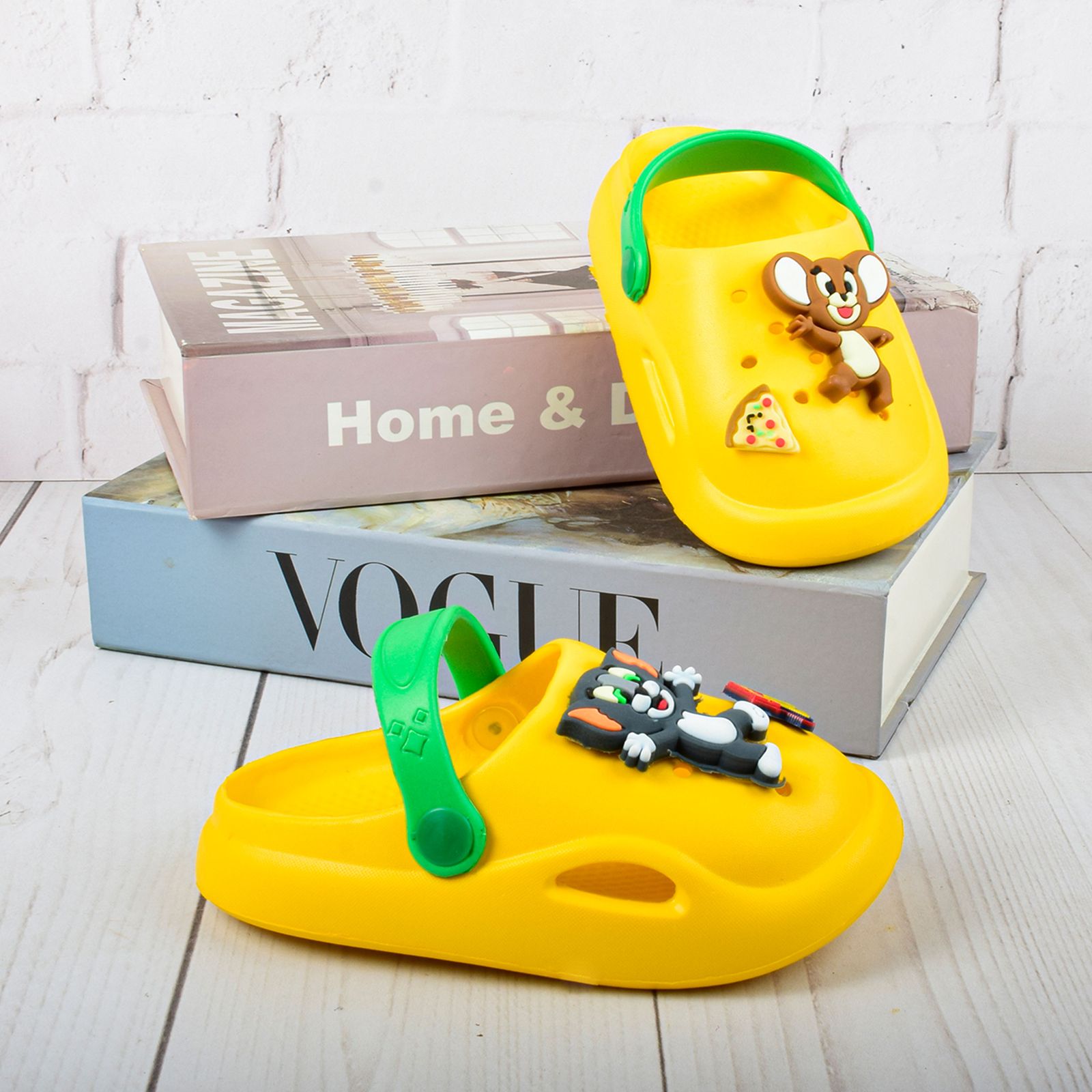 صندل پسرانه پایون مدل تام و جری کد YW.3698 -  - 5