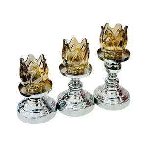 شمعدان مدل Sorellia مناسب برای نوع شمع استوانه‌ای مجموعه 3 عددی