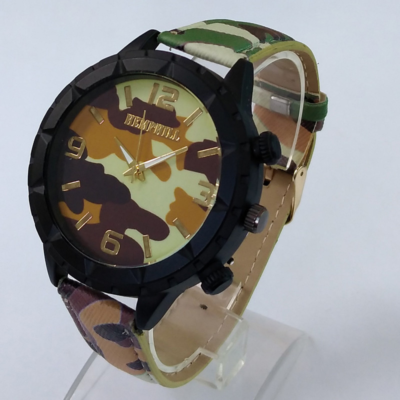 ساعت مچی عقربه ای پسرانه مدل ارتشی اسپرت ساعت مچی عقربه ای پسرانه مدل ارتشی اسپرت