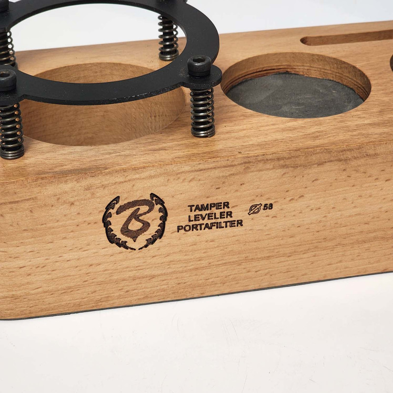 استند نگهدارنده پرتافیلتر اسپیس مدل چوبی کد 51 استند نگهدارنده پرتافیلتر اسپیس مدل چوبی کد 51