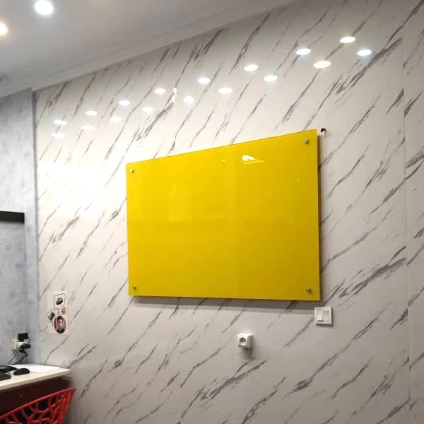 وایتبرد شیشهای عکسنگ مدل AXANG -15091 سایز 150x91 سانتیمتر