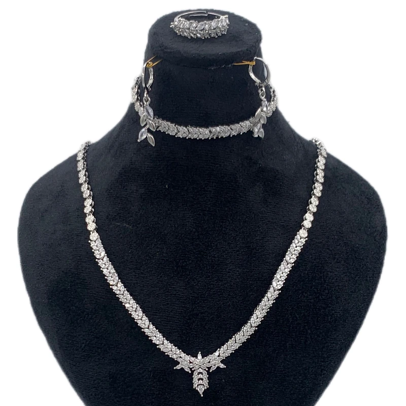 نیم ست زنانه مدل جواهری KYSER023