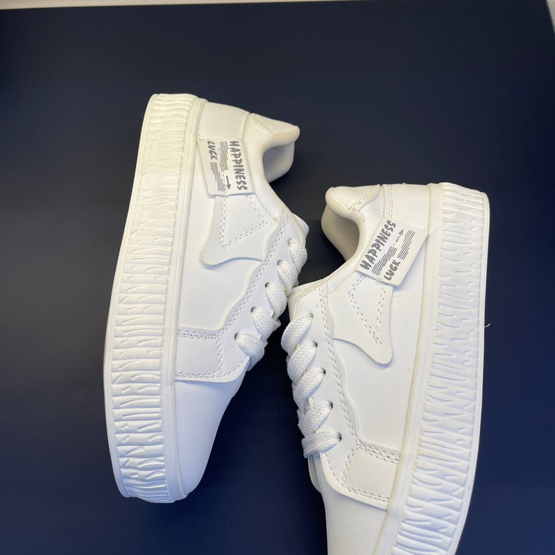 کفش روزمره زنانه مدل ساده