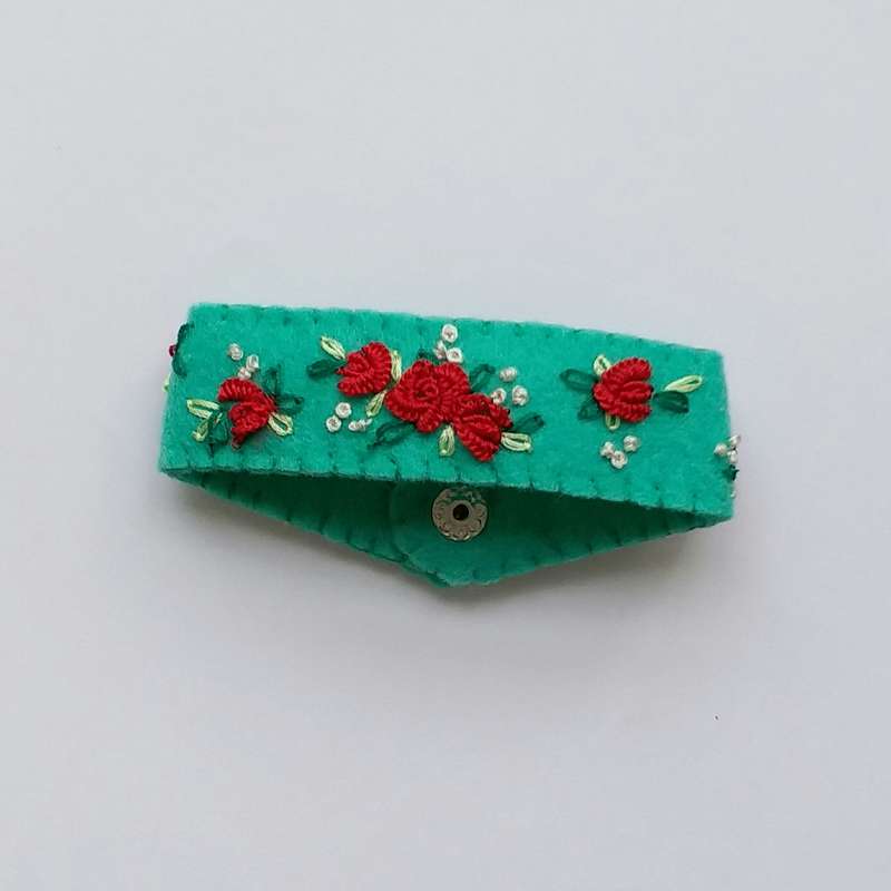 دستبند دخترانه مدل G24 دستبند دخترانه مدل G24