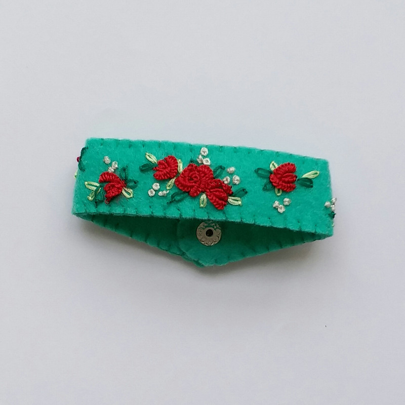 دستبند دخترانه مدل G24 دستبند دخترانه مدل G24