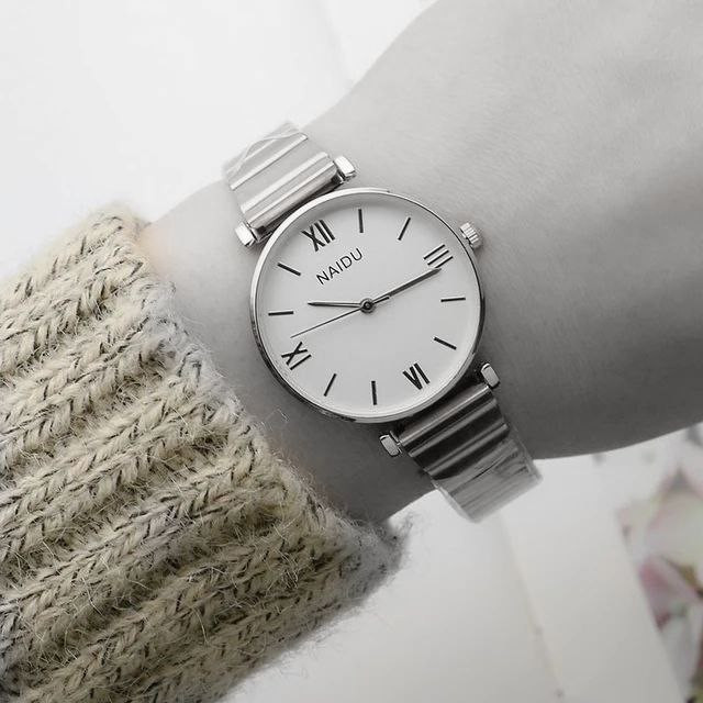 ساعت مچی عقربه ای زنانه مدل کلاسیک یونانی 01 ساعت مچی عقربه ای زنانه مدل کلاسیک یونانی 01