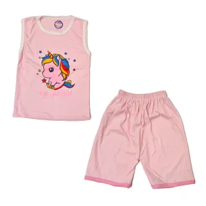 ست تاپ و شلوارک دخترانه مدل نخی کد 852