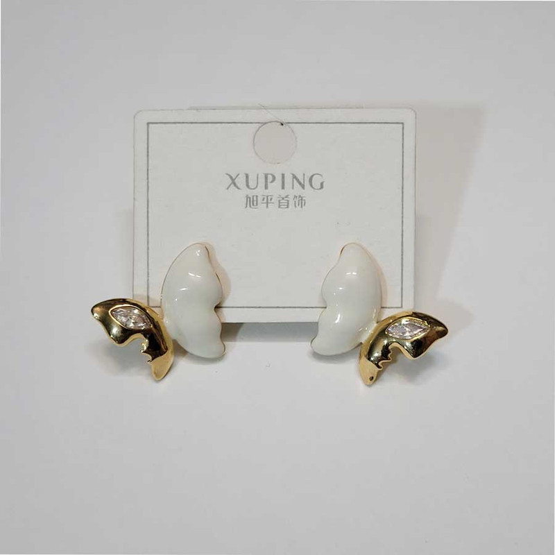 گوشواره زنانه ژوپینگ مدل پروانه ای گوشواره زنانه ژوپینگ مدل پروانه ای